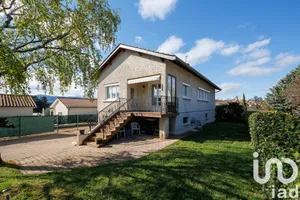 Traditional house at Craponne (69290)