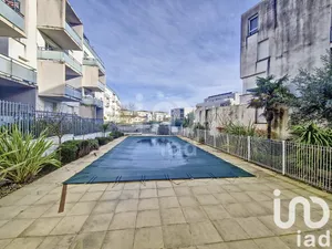 Apartment at Lormont (33310)