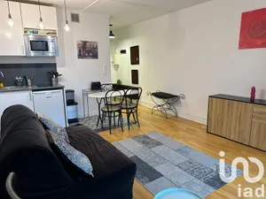 Appartement à PARIS (75019)