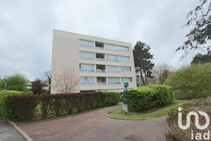 Apartment at Écouen (95440)