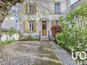 Apartment at Rueil-Malmaison (92500)