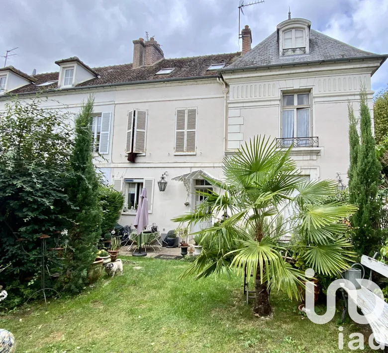 Maison 8 pièces 184 m² · à Sens · 184 m² · 332 000 €