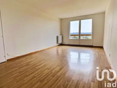 Apartment at AIX-EN-PROVENCE (13090)