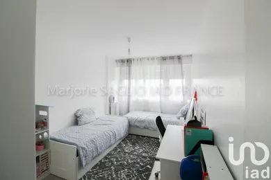 Apartment in Melun (77000)