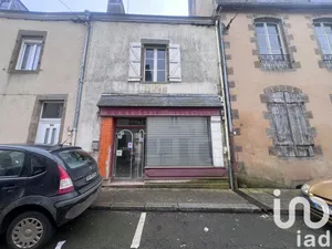 Immeuble à Ernée (53500)
