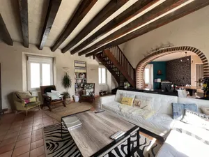 Village house at Montfort-le-Gesnois (72450)