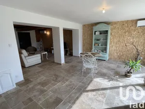 House at Saint-Germain-du-Plain (71370)