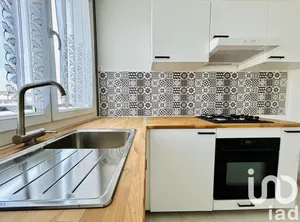 Apartment at Saint-Quentin (02100)