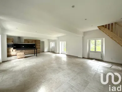 Maison de campagne à Saint-Loup-d'Ordon (89330) — 6/17