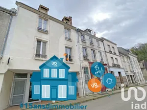 Building at Tonnerre (89700)