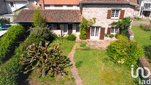 House at Chabanais (16150)