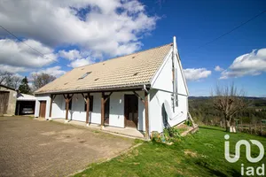 House at Fournols (63980)