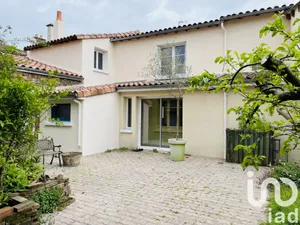 Townhouse at Coron (49690)