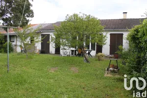 Maison traditionnelle à Saint-Médard-en-Jalles (33160)