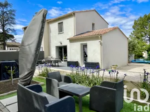 House at ORANGE (84100)