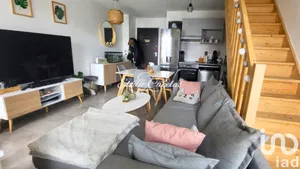Apartment at Villenave-d'Ornon (33140)