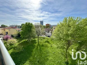 Apartment at Gennevilliers (92230)