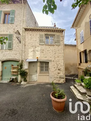 Maison de village à Saint-Vallier-de-Thiey (06460)