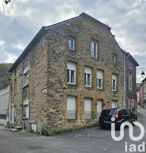 Building at Bogny-sur-Meuse (08120)
