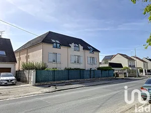 Apartment in Pontault-Combault (77340)