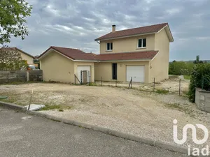 Maison traditionnelle à Optevoz (38460)