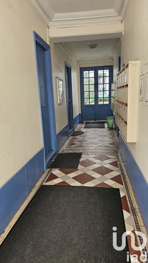 Apartment in Paris (75018)