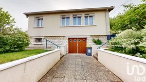 Maison traditionnelle à Vaux-le-Pénil (77000)
