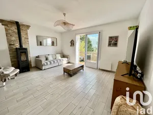 Apartment at Montlhéry (91310)