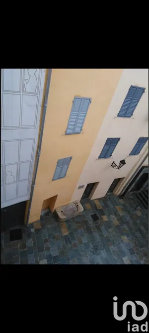 Building at Grasse (06130)