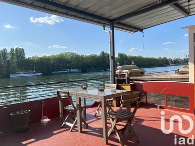 Barge at Paris (75016) — 2/14