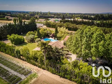 Mas at Robion (84440)