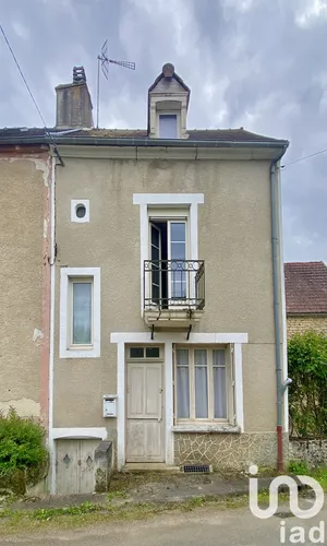 Village house at Voutenay-sur-Cure (89270)