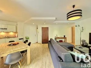 Apartment at ISSY-LES-MOULINEAUX (92130)