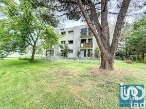 Building at Fleurance (32500)