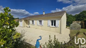 Maison traditionnelle à Lembras (24100)