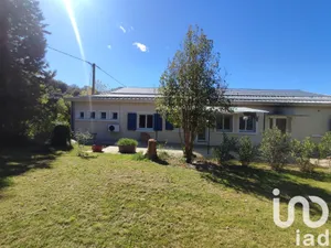 Apartment in LES MÉES (04190)