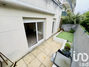 Appartement à SAINTE-GENEVIÈVE-DES-BOIS (91700)