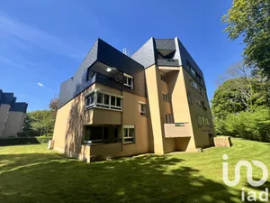 Apartment at CHAMPS-SUR-MARNE (77420)