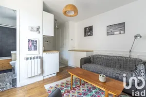 Apartment at Paris (75019)