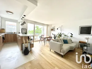 Apartment in Asnières-sur-Seine (92600)