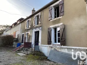 Village house at Avirey-Lingey (10340)