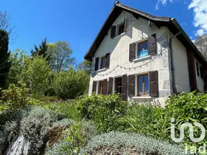 Maison à Plateau-des-Petites-Roches (38660)