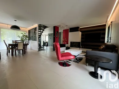 House at Le Plessis-Trévise (94420) — 6/20