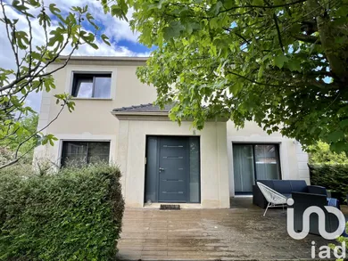 House at Le Plessis-Trévise (94420) — 3/20
