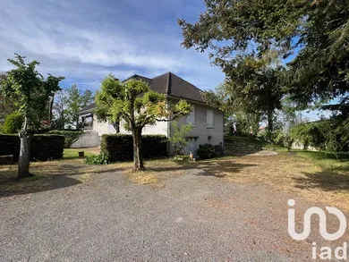 Detached house in THOUARS (79100)