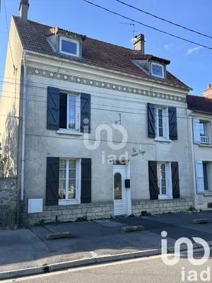House at CHESSY (77700)