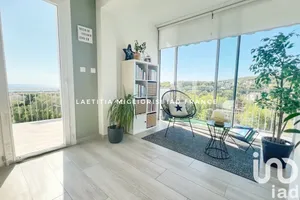 Apartment at Bandol (83150)