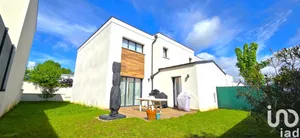 Traditional house in NOISY-LE-GRAND (93160)