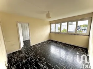 Apartment at Massy (91300)