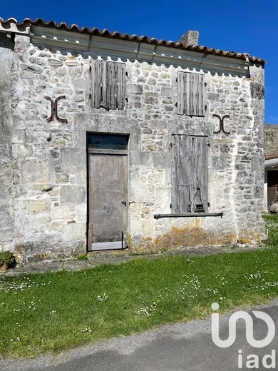 Maison de village à Luchat (17600)